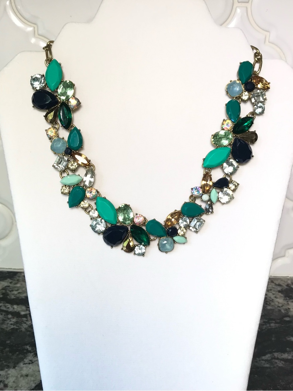 J Crew Cluster Statement Necklace Green Navy Blue Crystal - NEW